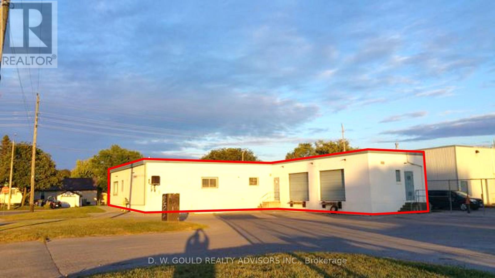 330 Sidney Street, Belleville, Ontario  K8P 1P5 - Photo 2 - X12542842