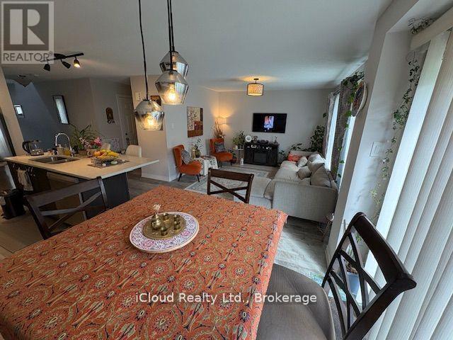 521 Honeylocust Avenue, Ottawa, Ontario  K2V 0K9 - Photo 13 - X12542858