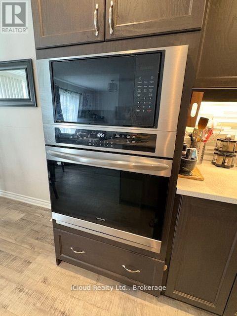 521 Honeylocust Avenue, Ottawa, Ontario  K2V 0K9 - Photo 9 - X12542858