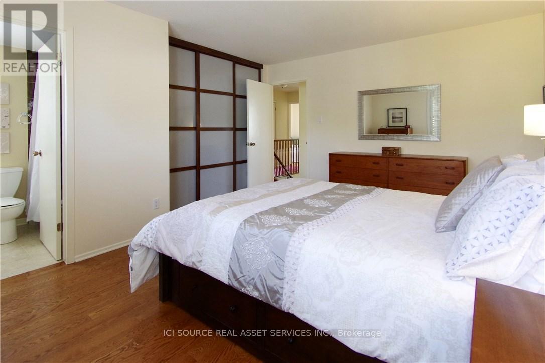 732 Mooney's Bay Place, Ottawa, Ontario  K1V 9R2 - Photo 18 - X12542864