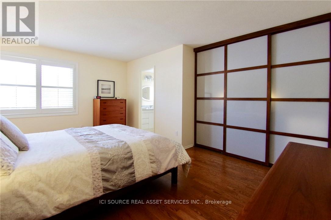 732 Mooney's Bay Place, Ottawa, Ontario  K1V 9R2 - Photo 19 - X12542864