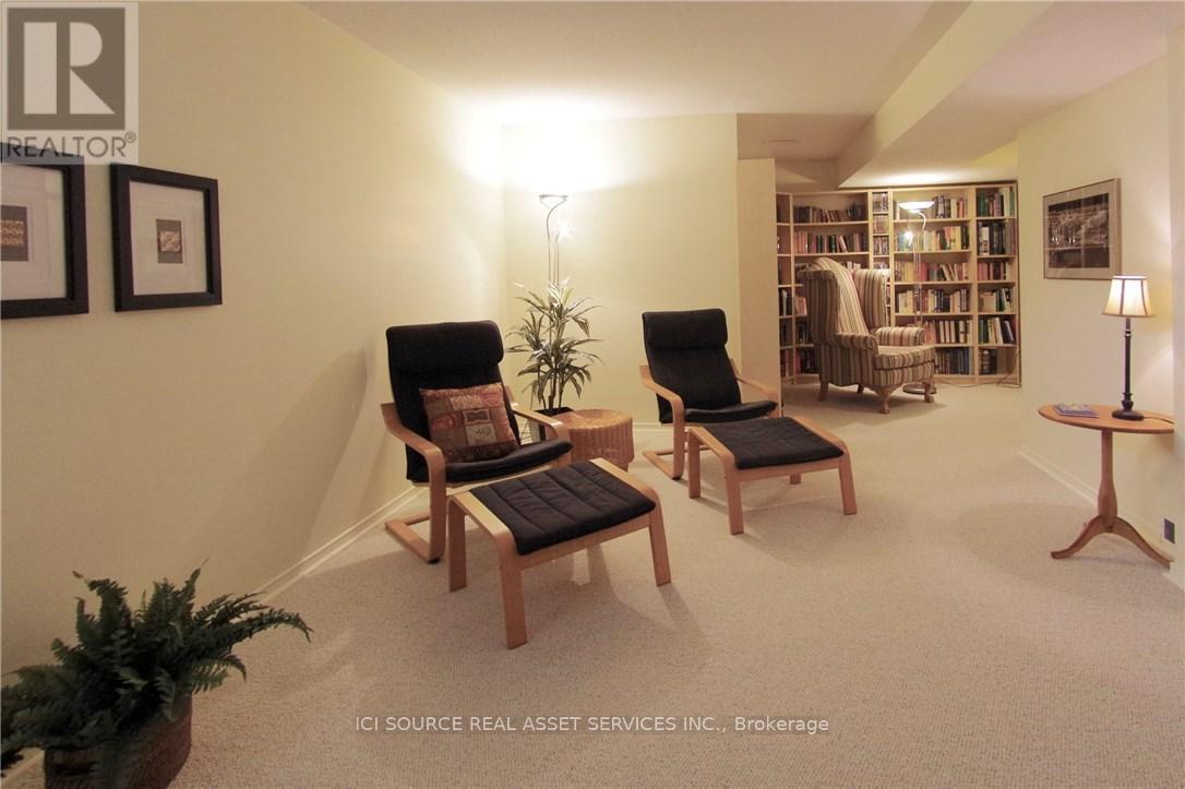 732 Mooney's Bay Place, Ottawa, Ontario  K1V 9R2 - Photo 7 - X12542864