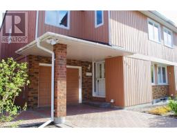 732 MOONEY'S BAY PLACE, Ottawa, Ontario