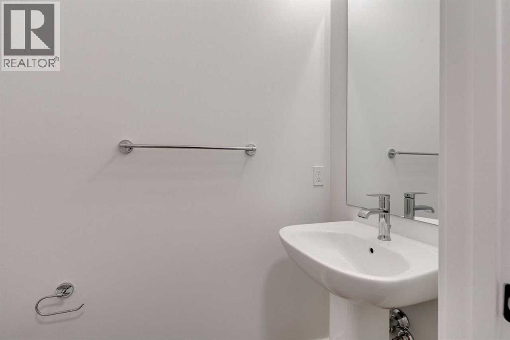 306 Hotchkiss Manor Se, Calgary, Alberta  T3S 0J8 - Photo 14 - A2269062