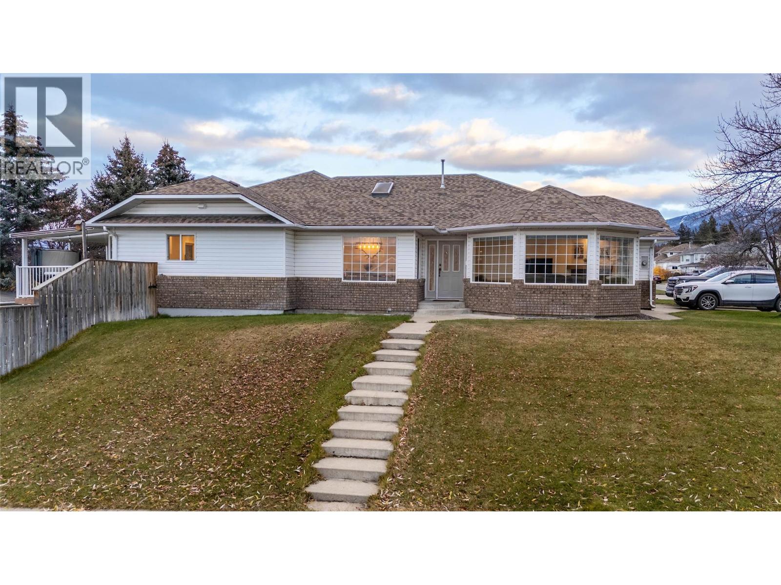 800 16th Street S, Cranbrook, British Columbia  V1C 5N9 - Photo 28 - 10368845