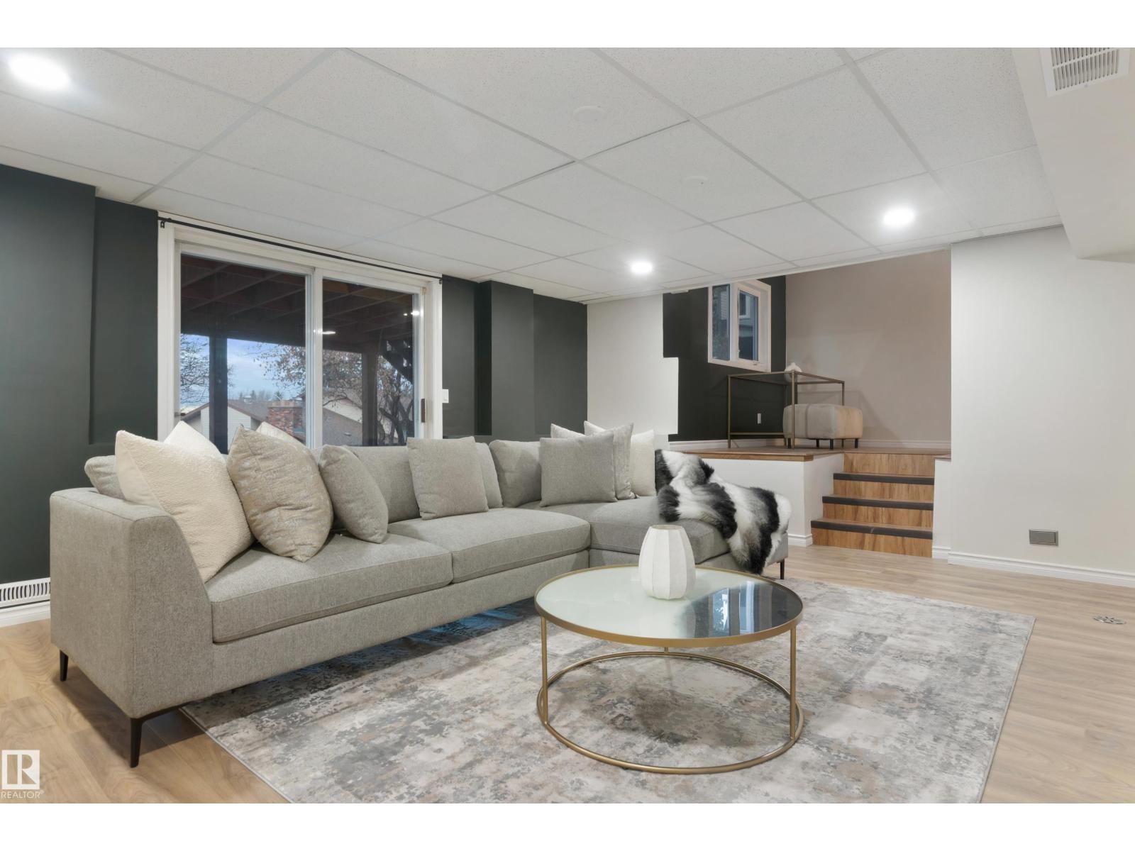 32 Woodcrest Av, St. Albert, Alberta  T8N 3H5 - Photo 44 - E4465644