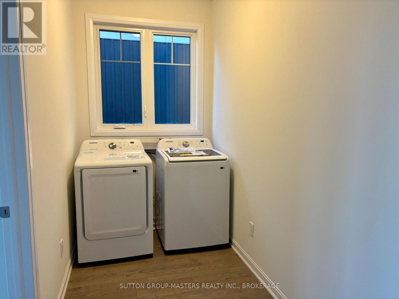 46 Oakmont Drive, Loyalist, Ontario  K0H 1G0 - Photo 18 - X12379120