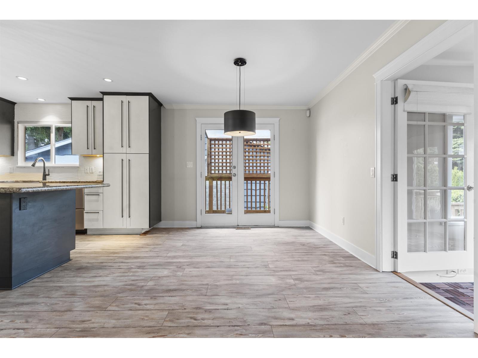 13950 Blackburn Avenue, White Rock, British Columbia V4B 2Z5 - Photo 8 - R3066947