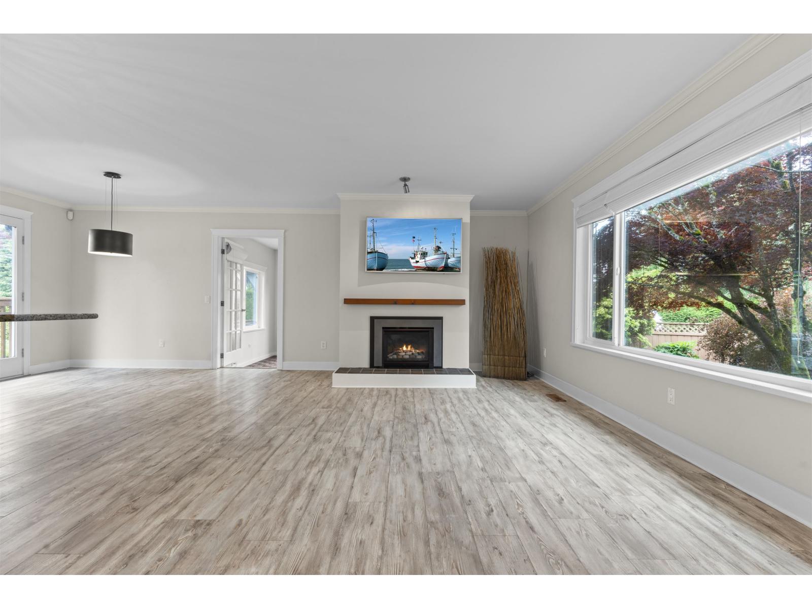 13950 Blackburn Avenue, White Rock, British Columbia V4B 2Z5 - Photo 5 - R3066947