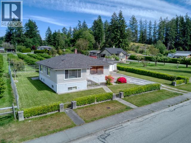 6478 SUTHERLAND AVE, Powell River, British Columbia