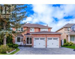 22 LARRATT LANE, Richmond Hill, Ontario
