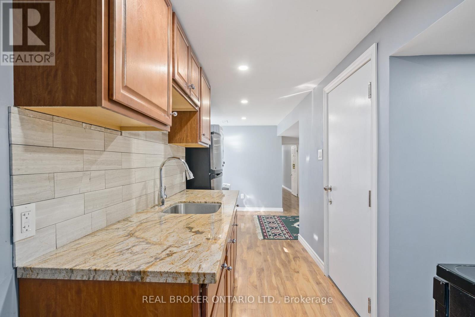 210 Miller Drive, Halton Hills, Ontario  L7G 6N3 - Photo 8 - W12542472