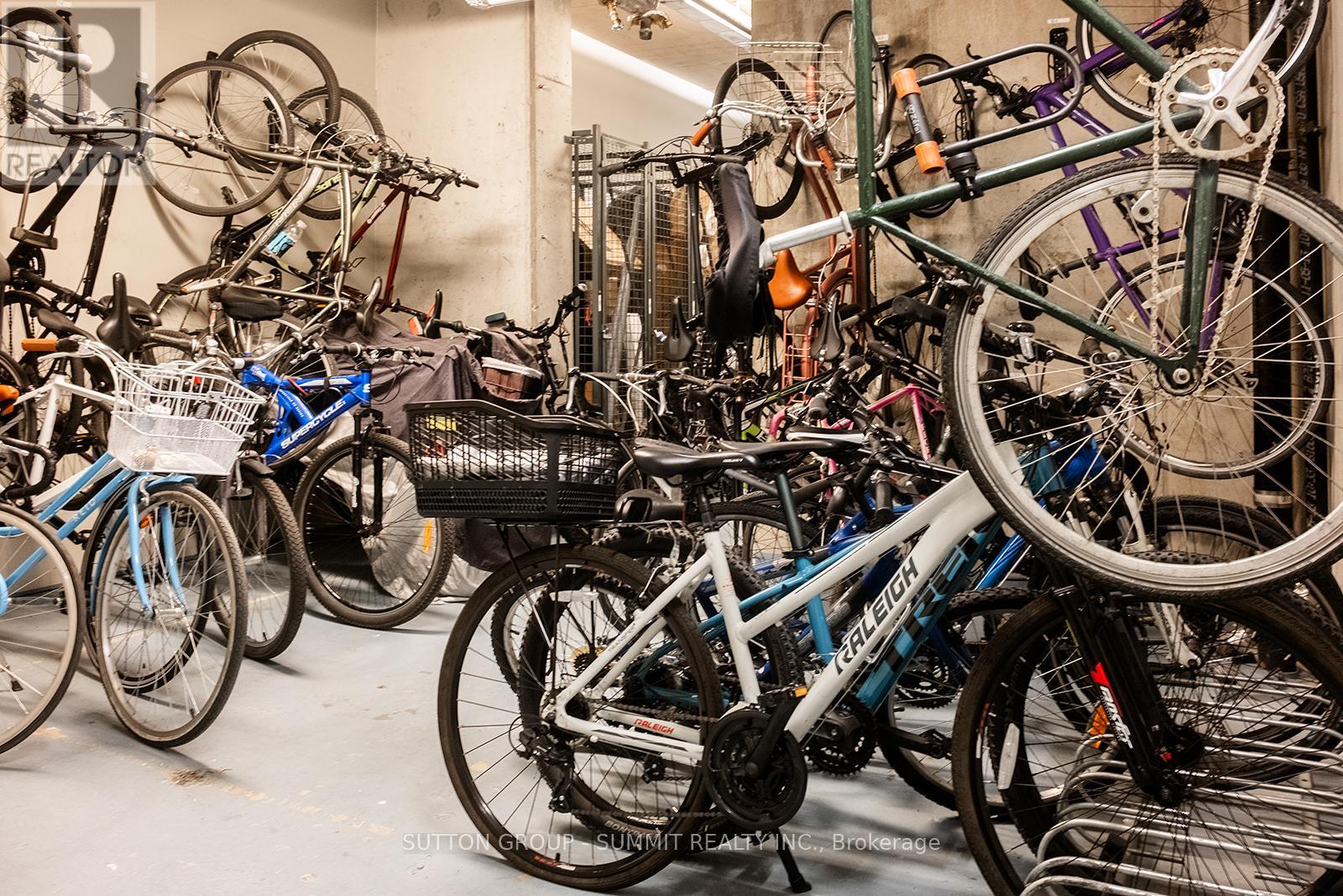 902 - 11 Charlotte Street, Toronto, Ontario  M5V 0M6 - Photo 38 - C12542958