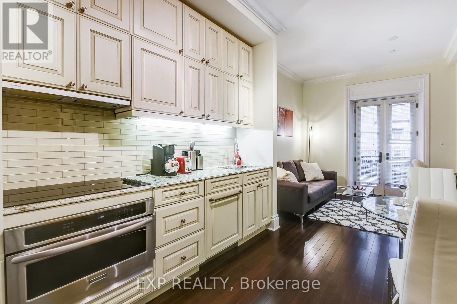 527 - 22 Leader Lane, Toronto, Ontario  M5E 1S5 - Photo 13 - C12542960