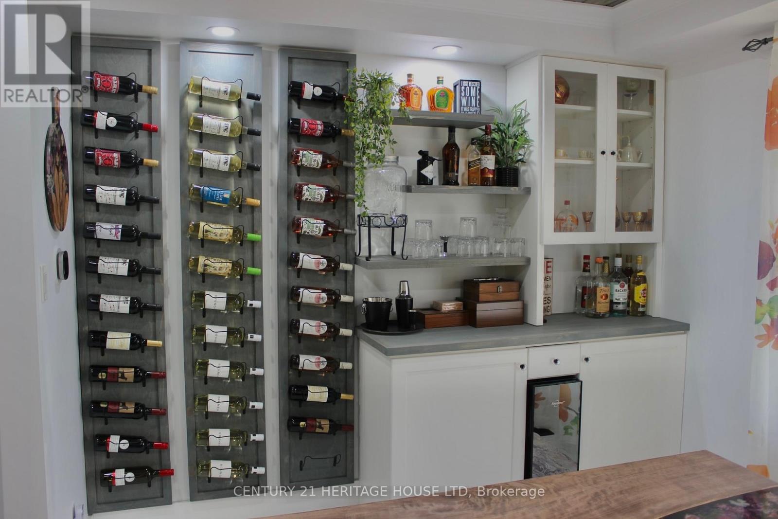 6958 Sunset Road, Central Elgin, Ontario  N5P 3S8 - Photo 6 - X12338415