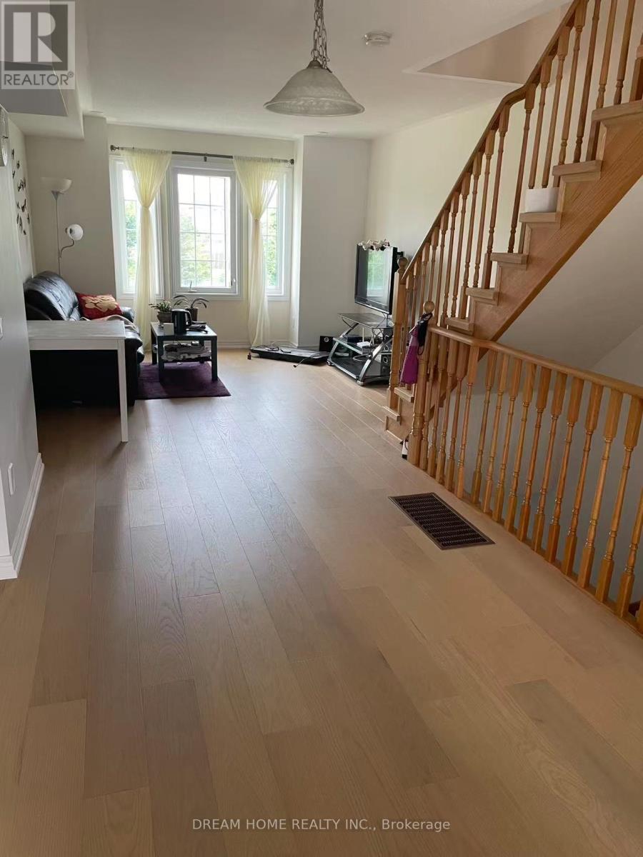 9868 Mccowan Road, Markham, Ontario  L6C 0M7 - Photo 2 - N12542924