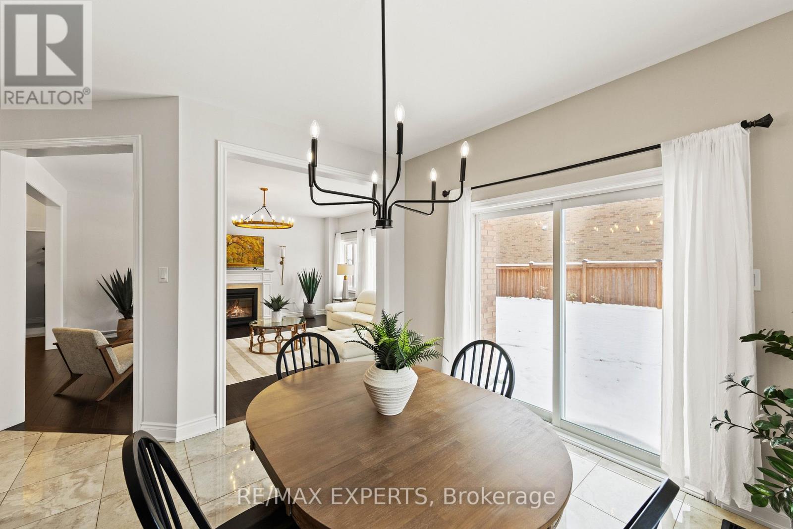 16 Vivian Creek Road, East Gwillimbury, Ontario  L0G 1M0 - Photo 48 - N12542938