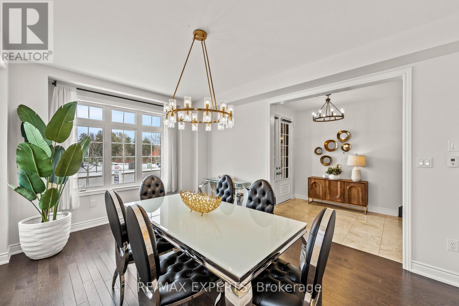 16 Vivian Creek Road, East Gwillimbury, Ontario  L0G 1M0 - Photo 5 - N12542938