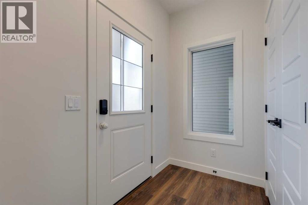 495 Lawthorn Way Se, Airdrie, Alberta  T4A 3N9 - Photo 4 - A2269111