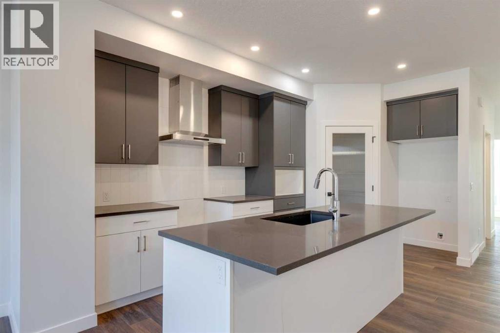 495 Lawthorn Way Se, Airdrie, Alberta  T4A 3N9 - Photo 11 - A2269111