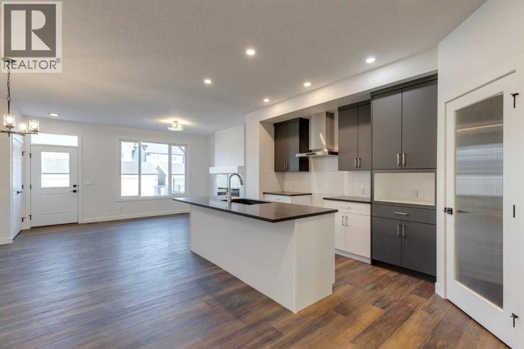 495 Lawthorn Way Se, Airdrie, Alberta  T4A 3N9 - Photo 5 - A2269111