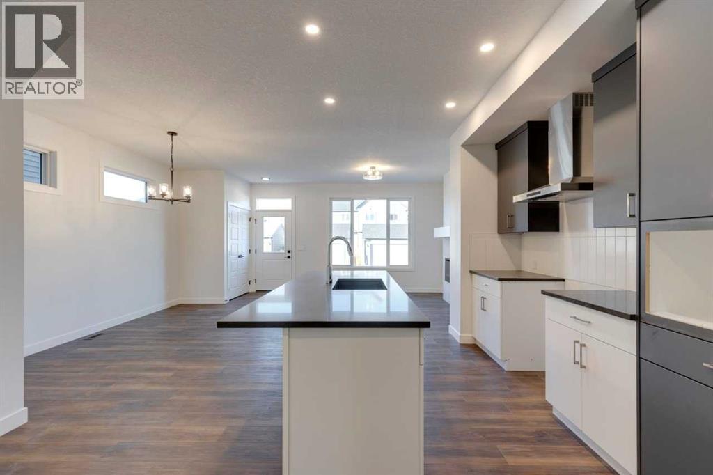 495 Lawthorn Way Se, Airdrie, Alberta  T4A 3N9 - Photo 6 - A2269111