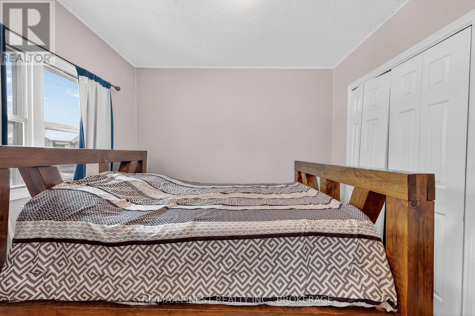 161 Thomas Street, Greater Napanee, Ontario  K7R 2H4 - Photo 12 - X12543122