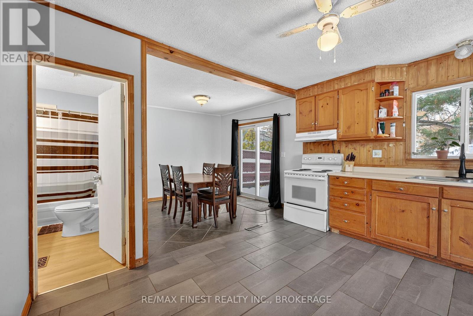 161 Thomas Street, Greater Napanee, Ontario  K7R 2H4 - Photo 5 - X12543122