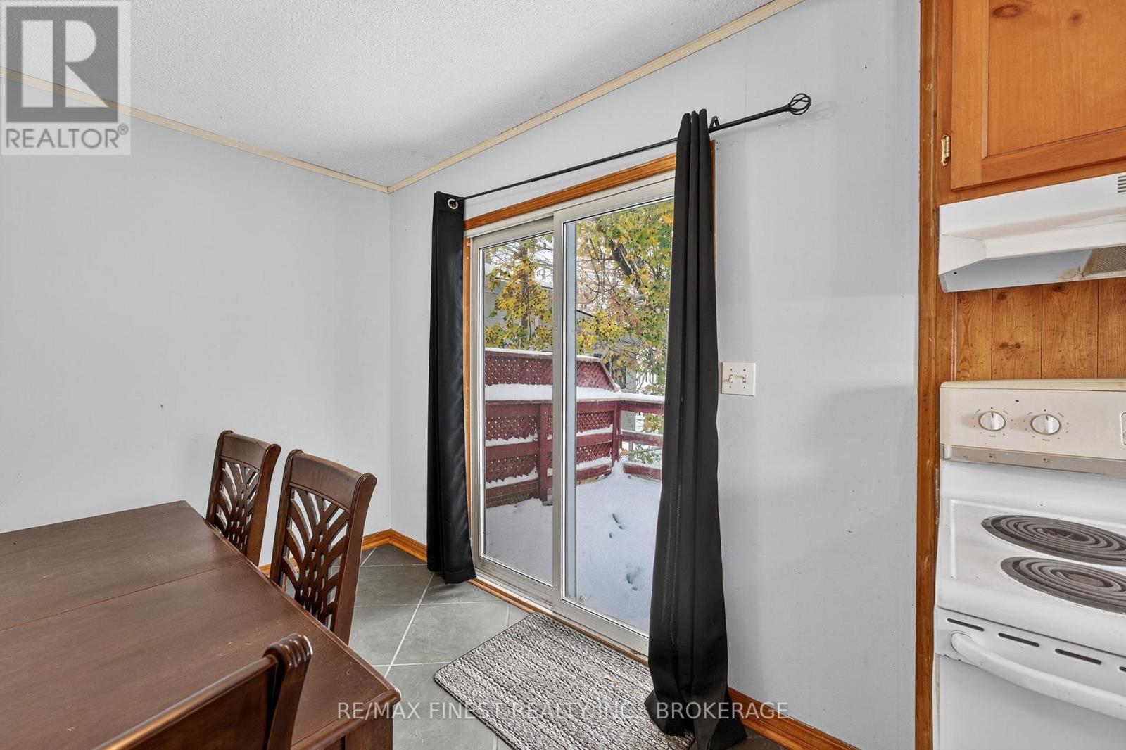 161 Thomas Street, Greater Napanee, Ontario  K7R 2H4 - Photo 9 - X12543122