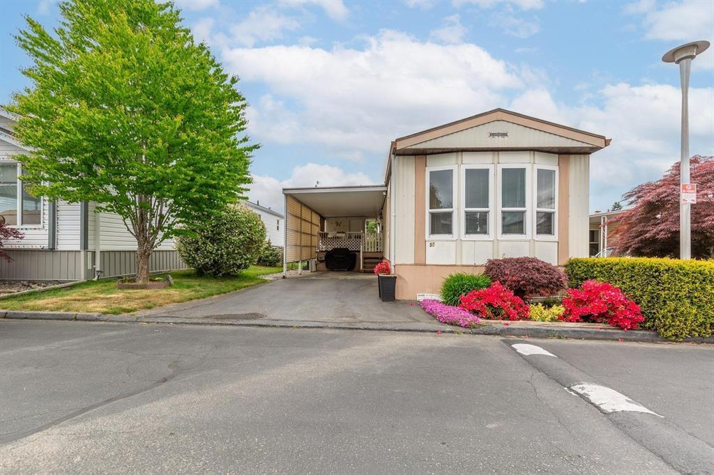 50 8254 134 Street, Surrey, British Columbia  V3W 6M2 - Photo 2 - R3066867