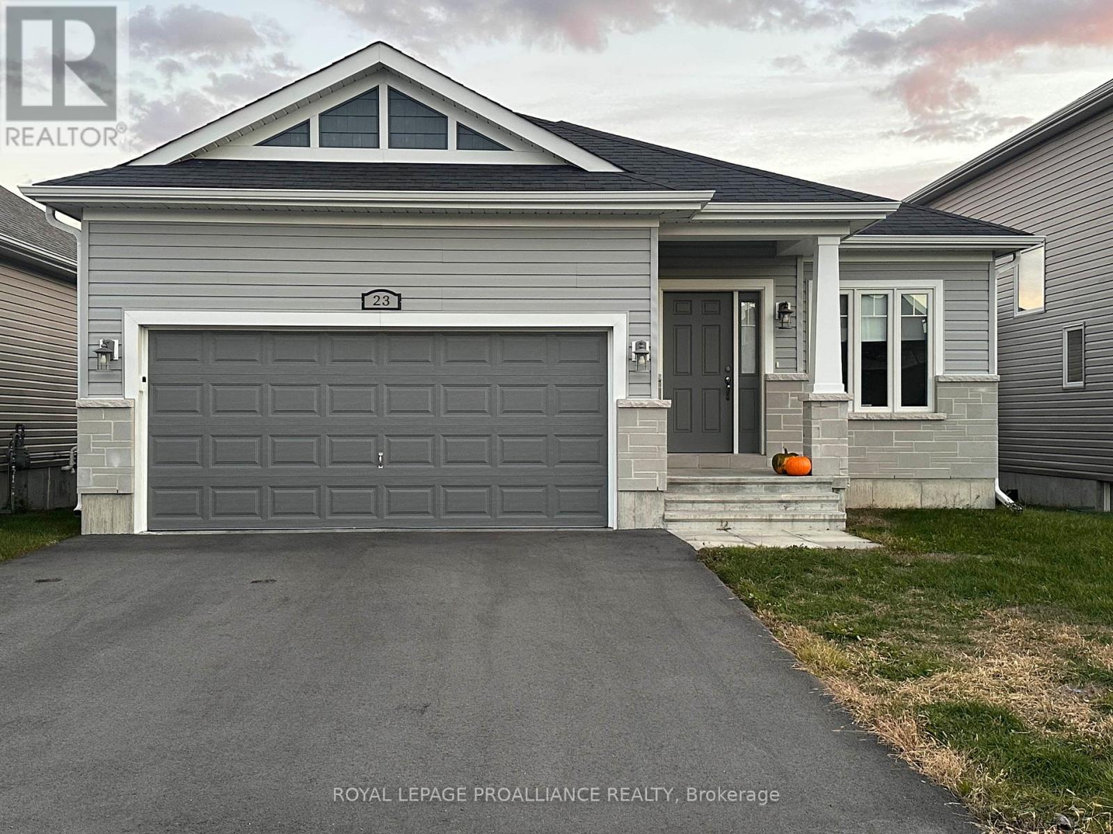 23 REDWOOD DRIVE, Belleville, Ontario