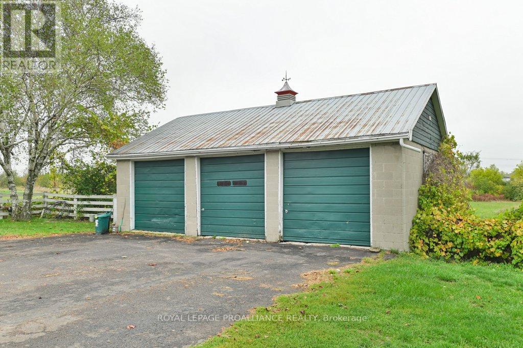1423 Blessington Road, Belleville, Ontario K0K 1V0 - Photo 45 - X12543142