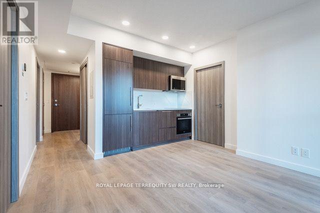 1508 - 38 Widmer Street, Toronto, Ontario  M5V 0P7 - Photo 7 - C12389252