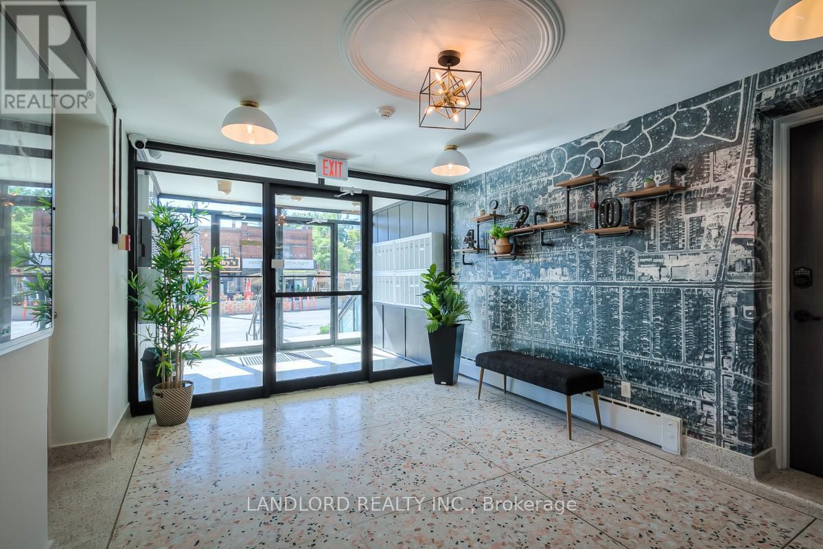 408 - 420 Eglinton Avenue E, Toronto, Ontario  M4P 1L8 - Photo 13 - C12442657