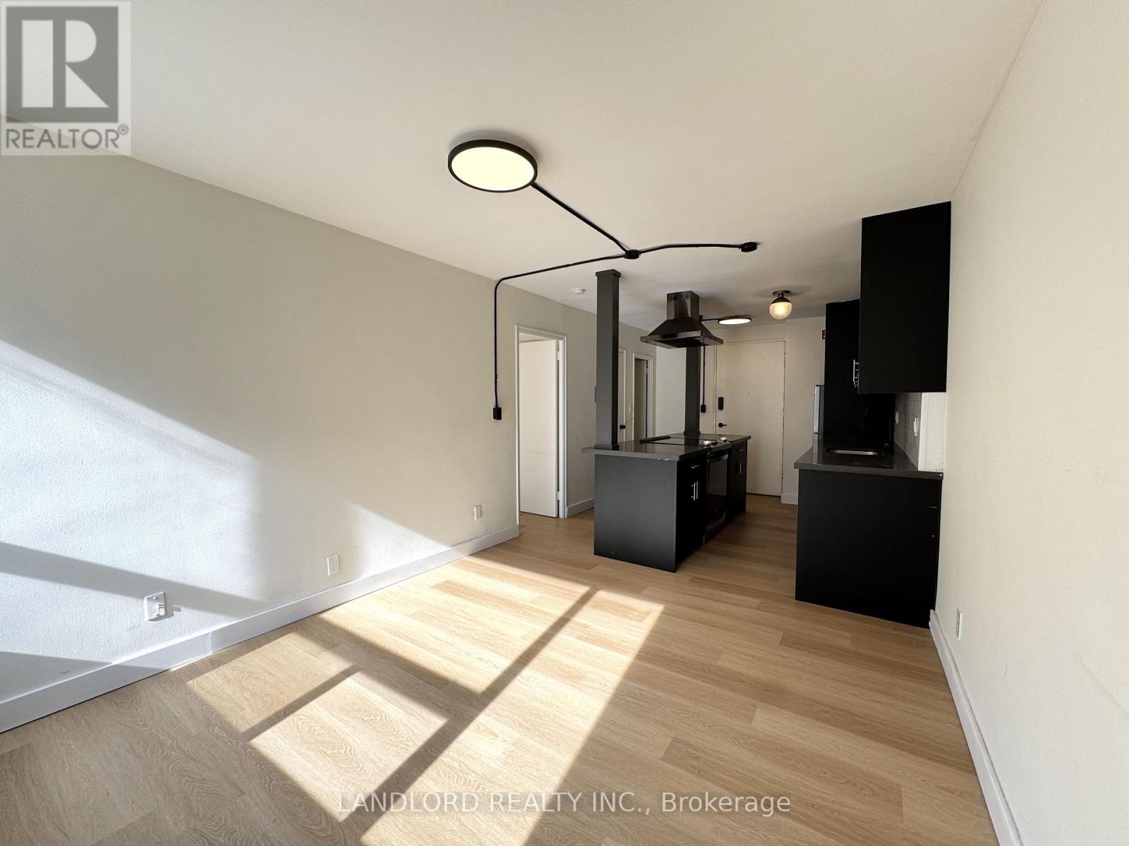 408 - 420 Eglinton Avenue E, Toronto, Ontario  M4P 1L8 - Photo 5 - C12442657