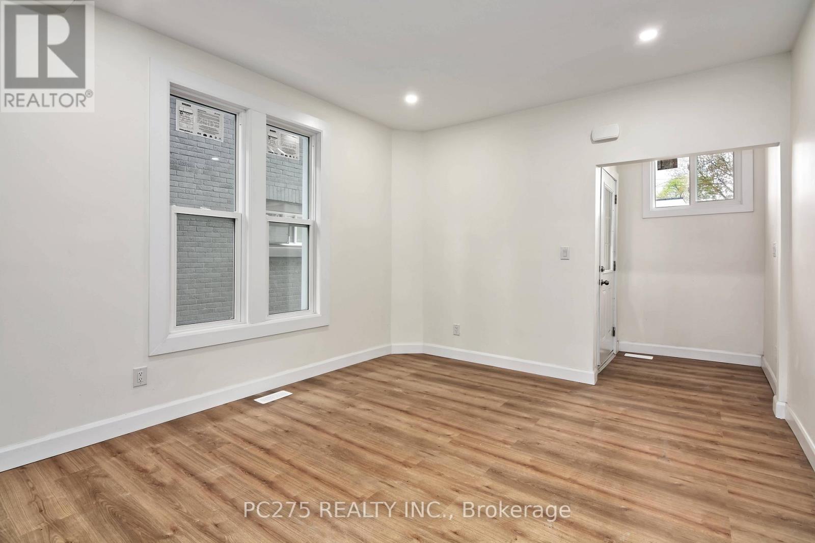 272 Vidal Street S, Sarnia, Ontario  N7T 2T7 - Photo 5 - X12543060