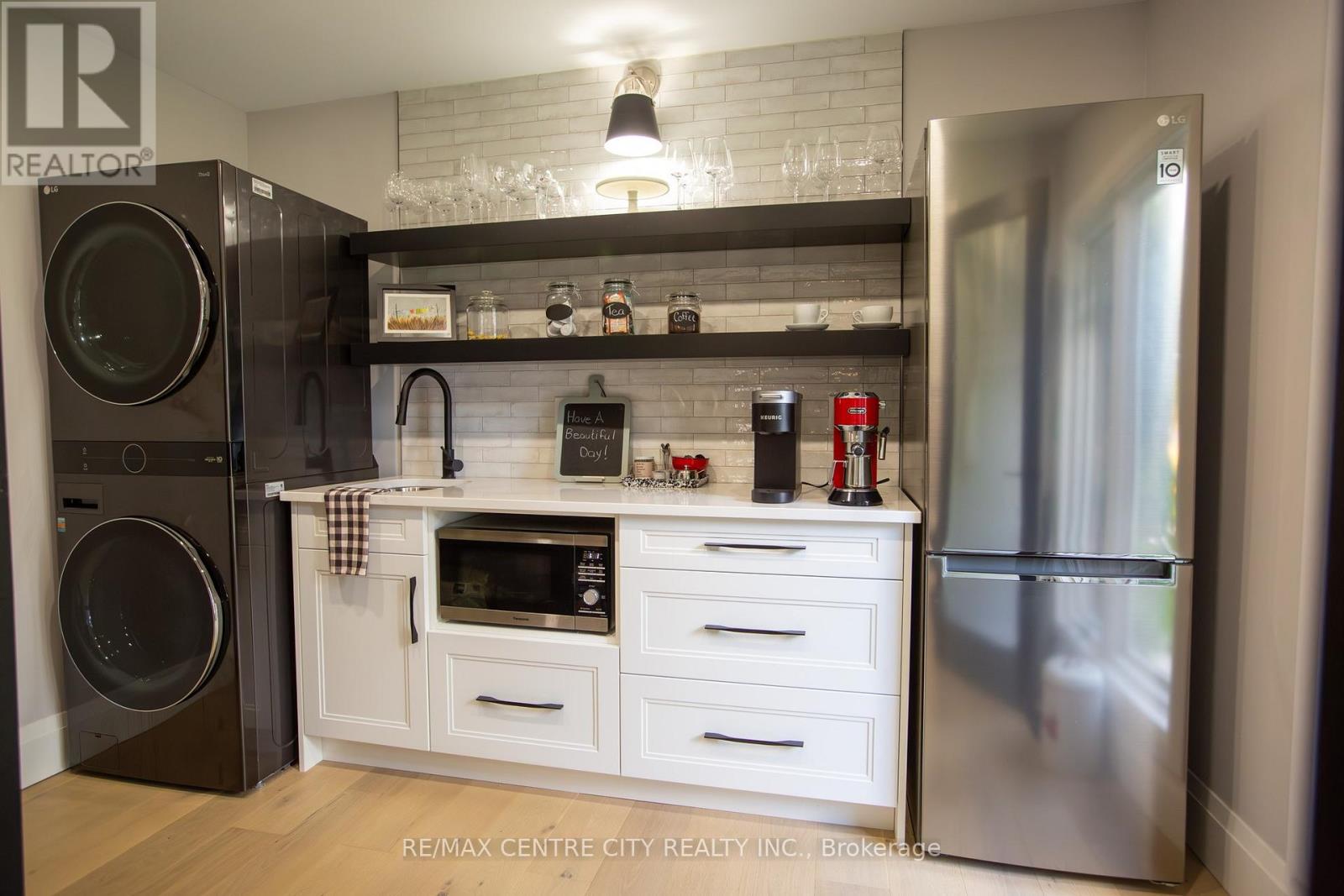 41 Milford Crescent, London North, Ontario  N5X 1A9 - Photo 10 - X12543076