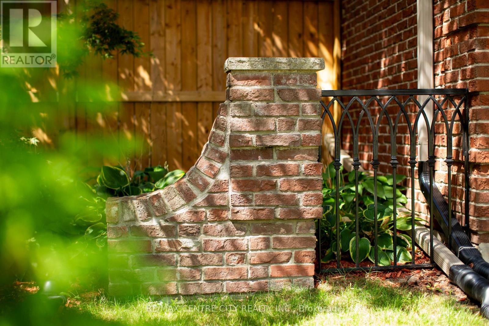 41 Milford Crescent, London North, Ontario  N5X 1A9 - Photo 3 - X12543076