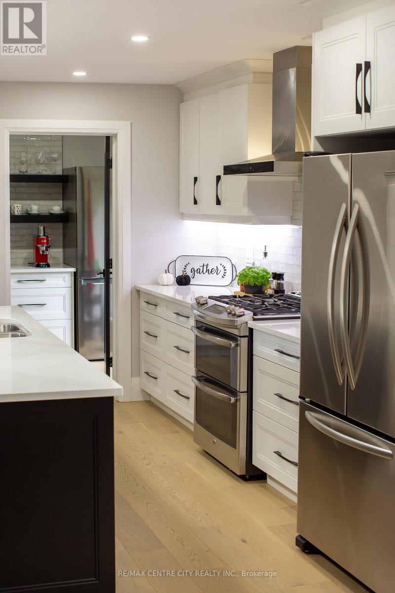 41 Milford Crescent, London North, Ontario  N5X 1A9 - Photo 7 - X12543076