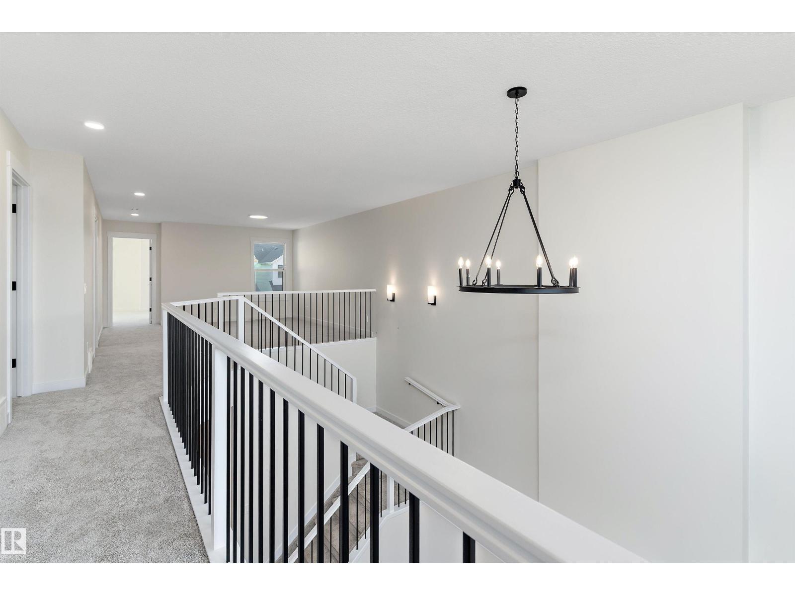 1084 Cristall Crescent Sw, Edmonton, Alberta  T6W 5S8 - Photo 25 - E4465646