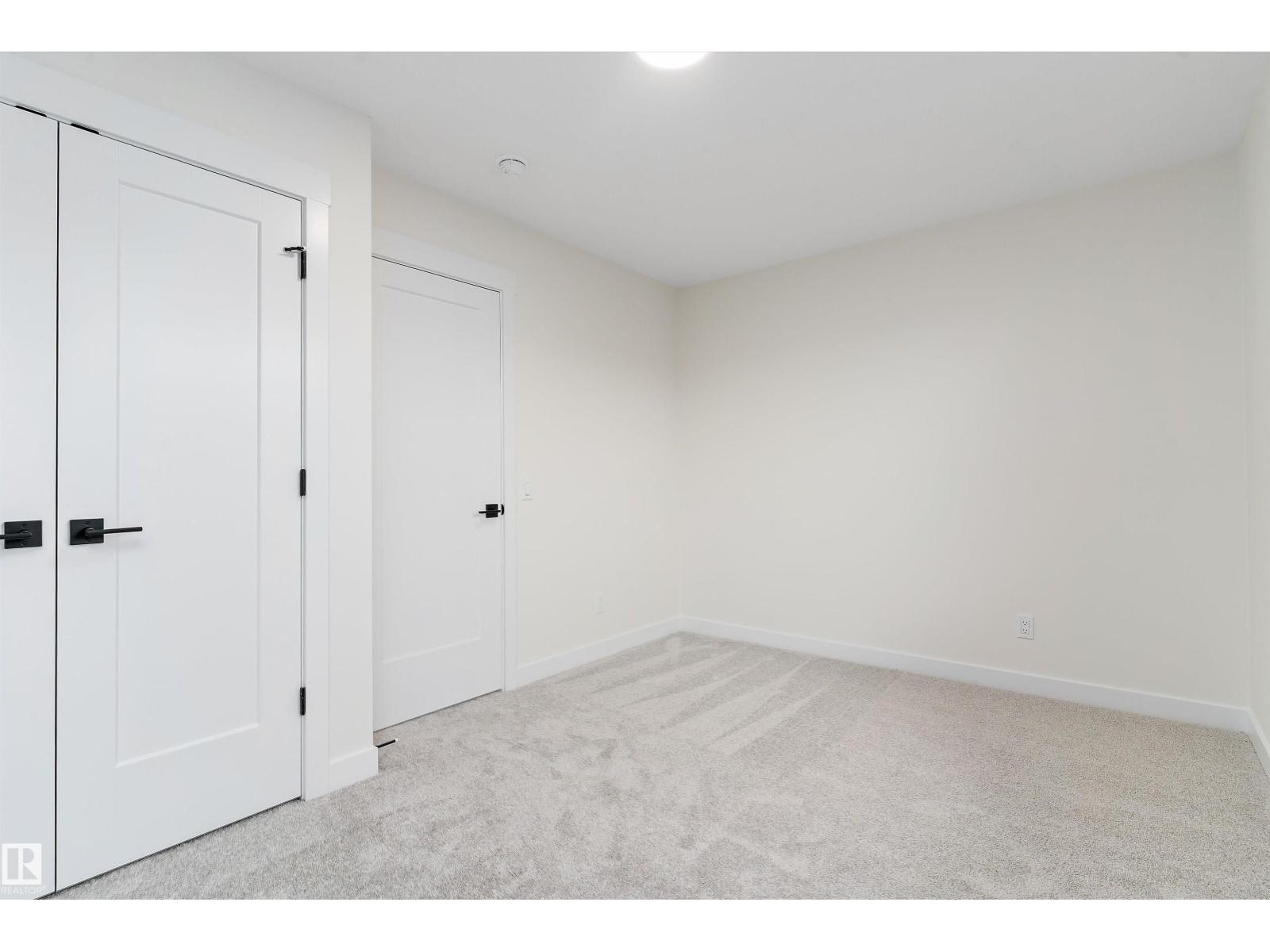 1084 Cristall Crescent Sw, Edmonton, Alberta  T6W 5S8 - Photo 31 - E4465646