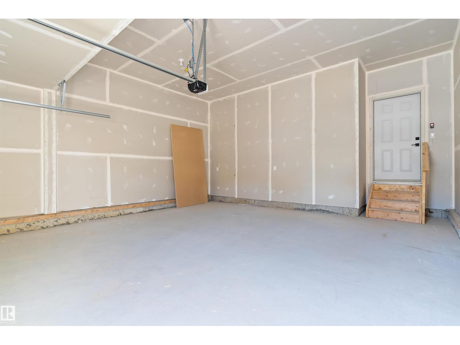 1084 Cristall Crescent Sw, Edmonton, Alberta  T6W 5S8 - Photo 45 - E4465646