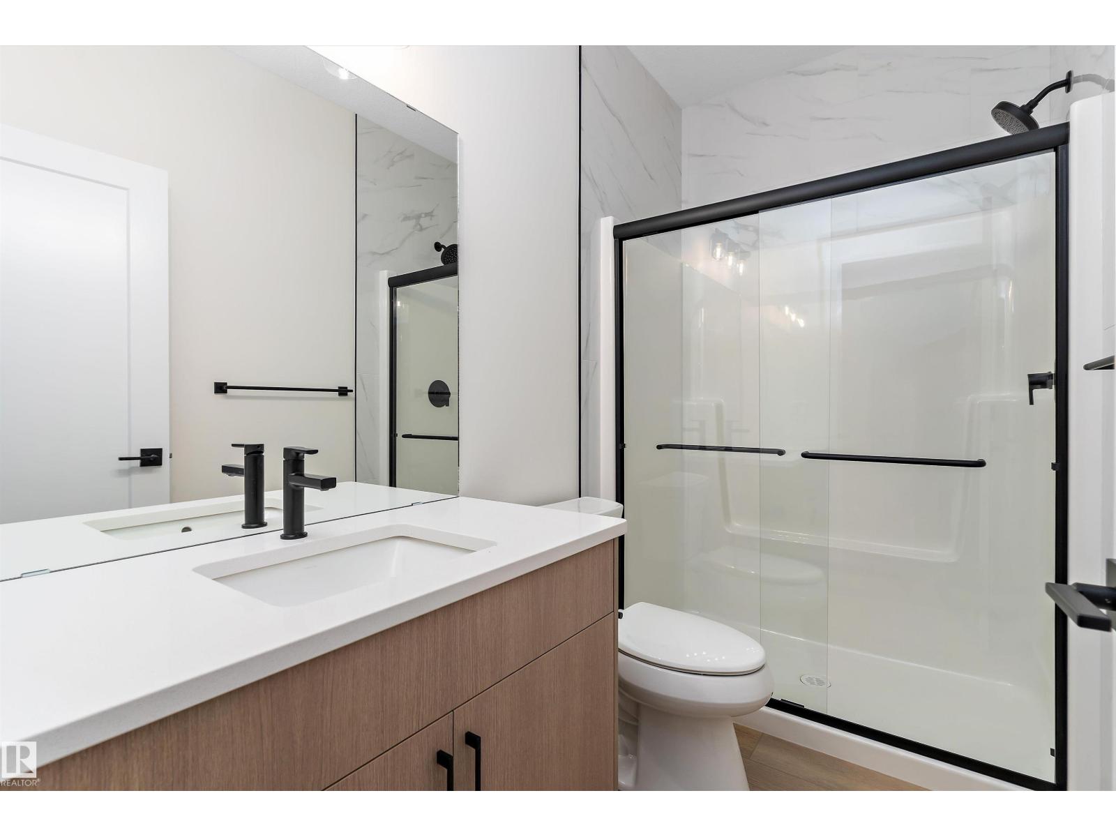 1084 Cristall Crescent Sw, Edmonton, Alberta  T6W 5S8 - Photo 7 - E4465646