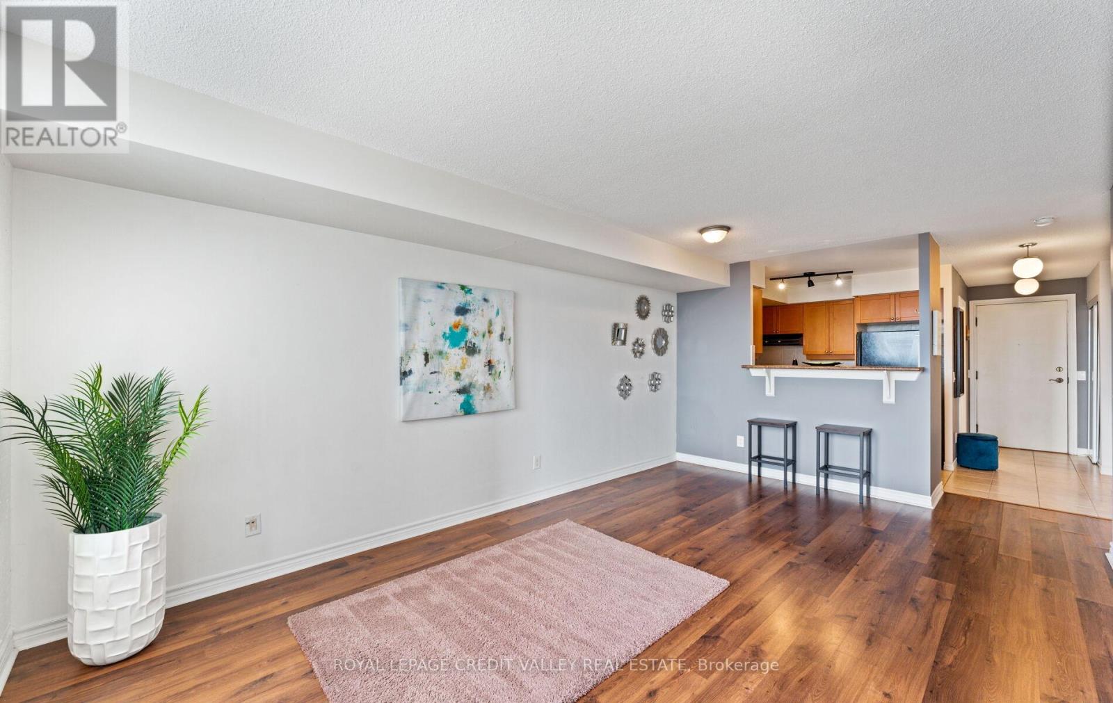 2023 - 700 Humberwood Boulevard Se, Toronto, Ontario  M9W 7J4 - Photo 17 - W12305049