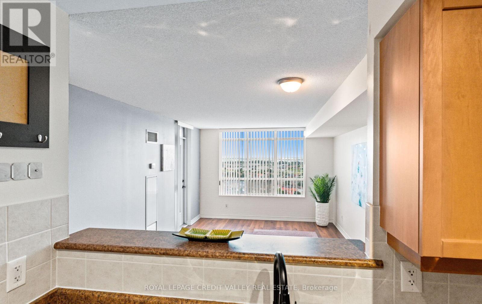 2023 - 700 Humberwood Boulevard Se, Toronto, Ontario  M9W 7J4 - Photo 26 - W12305049