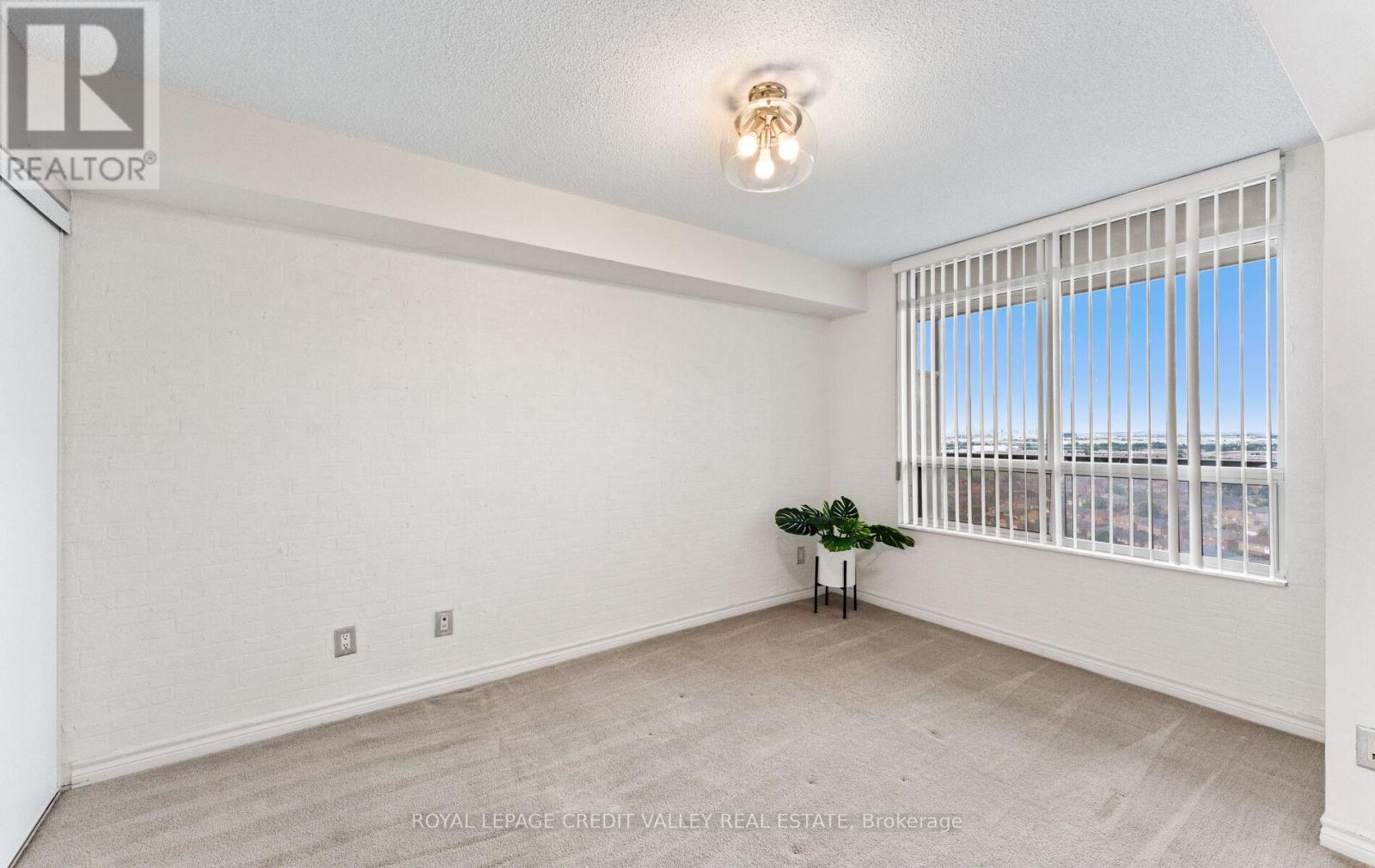 2023 - 700 Humberwood Boulevard Se, Toronto, Ontario  M9W 7J4 - Photo 27 - W12305049