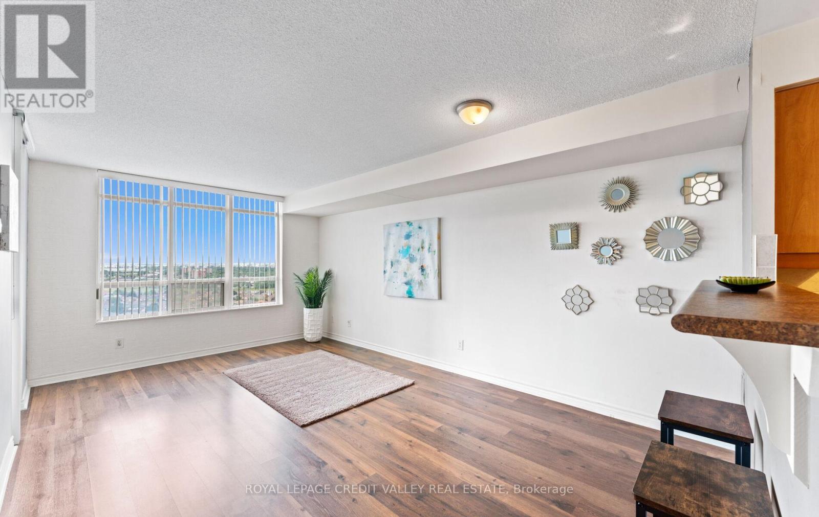 2023 - 700 Humberwood Boulevard Se, Toronto, Ontario  M9W 7J4 - Photo 14 - W12305049