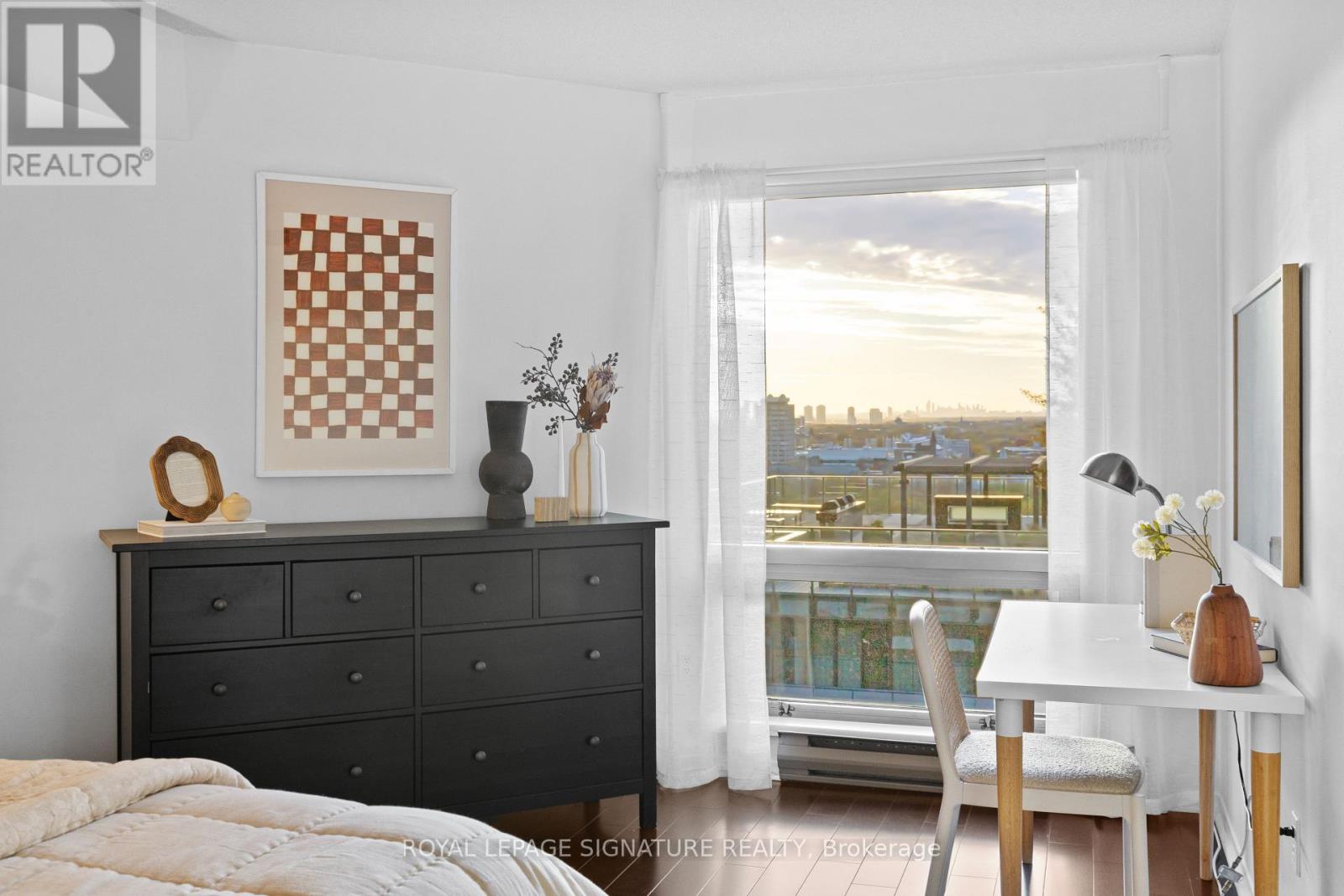 1815 - 1001 Bay Street, Toronto, Ontario  M5S 3A6 - Photo 21 - C12512676