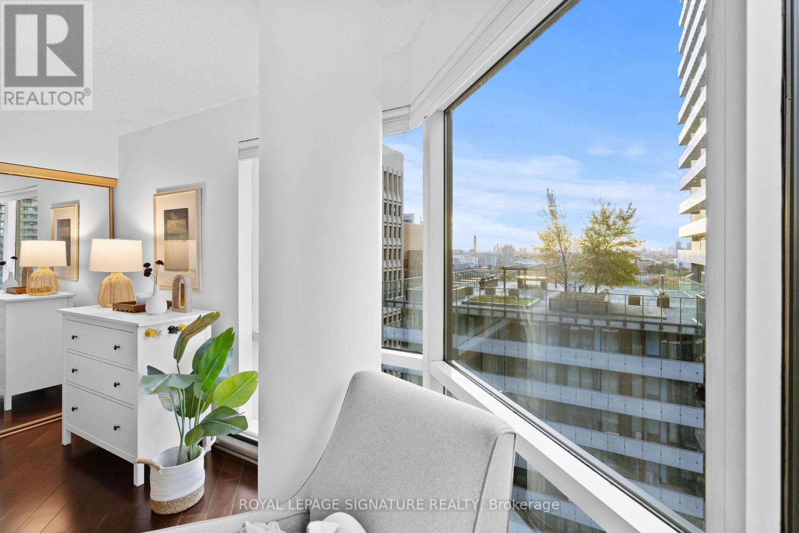 1815 - 1001 Bay Street, Toronto, Ontario  M5S 3A6 - Photo 27 - C12512676