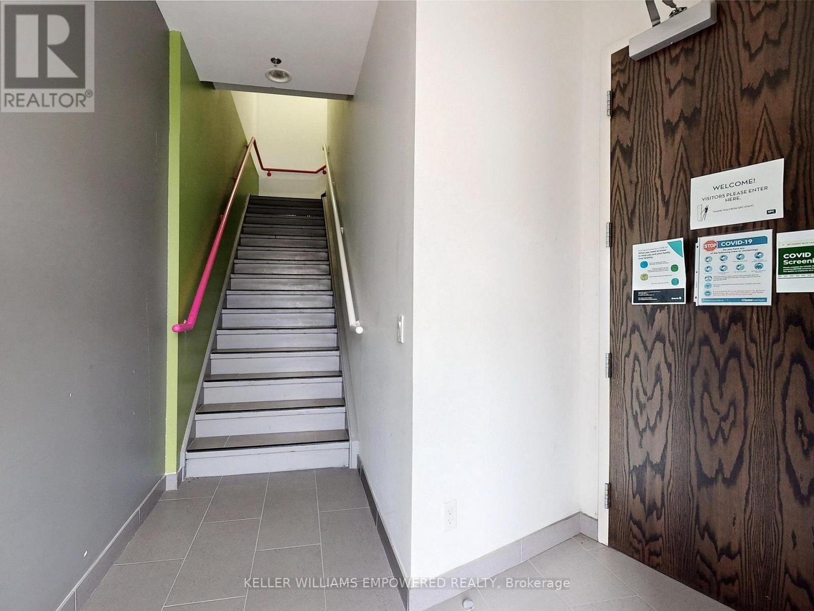 1-Upper - 999 Edgeley Boulevard, Vaughan, Ontario L4K 5Z4 - Photo 8 - N12067712